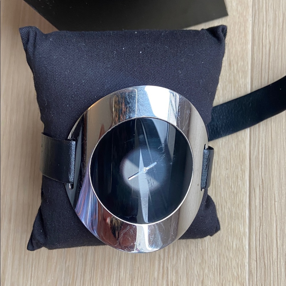 Calvin Klein unique watch - Picture 2 of 12